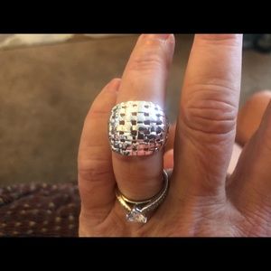 Silpada 925 weave ring